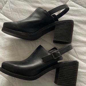 Intentionally… Blockheel Slingbacks